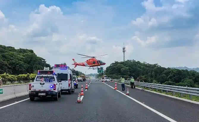 双城区高速公路汽车救援案例